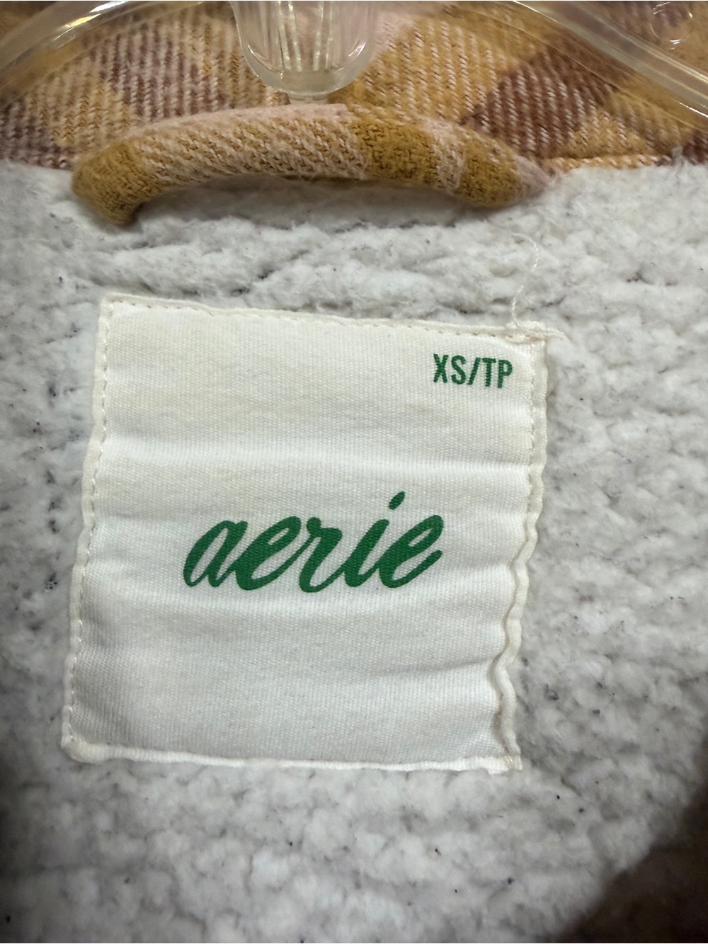 Aerie Fur/Sherpa Lined Pink and Orange Flannel Jacket with Pockets+ A GIFT 🎁 - Picture 5 of 7